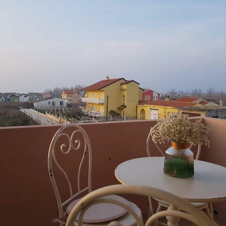 Apartmani Luce I Miho Нин Екстериор снимка